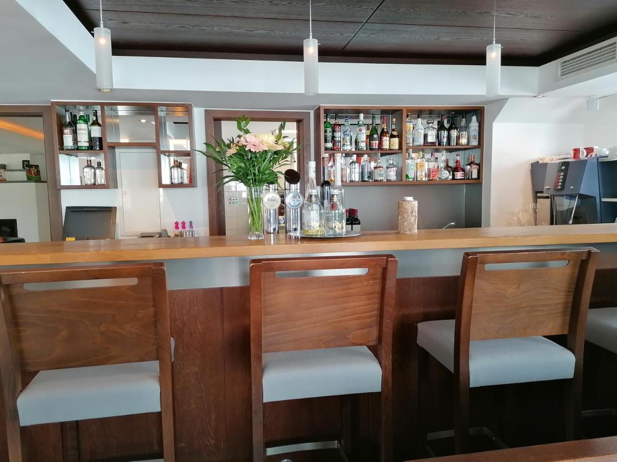 Hotel-Pension Hoferhaus Neukirchen am Großvenediger المظهر الخارجي الصورة